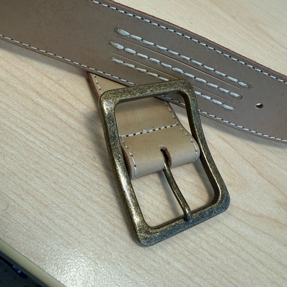 Bed Stu NWT size 38 it’s unisex Tan Leather Belt with Brass Buckle - Picture 11 of 14